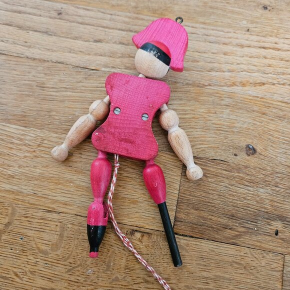 Vintage 70s 80s Handmade Wooden Pirate Pull Toy Ornament Made in Austria 7" - Picture 3 of 4